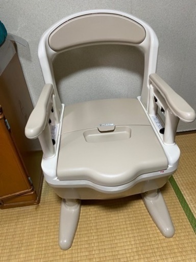 ポータブルトイレ　ジャスピタ　新品未使用