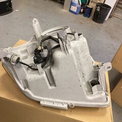 NCP 81 85 シエンタ 後期 ヘッド ライト ランプ レンズ 左 HID KOITO 52-240 LEDヘッドライト 焼け有り