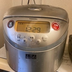 炊飯器　TOSHIBA RC-18MY 圧力IH1.2