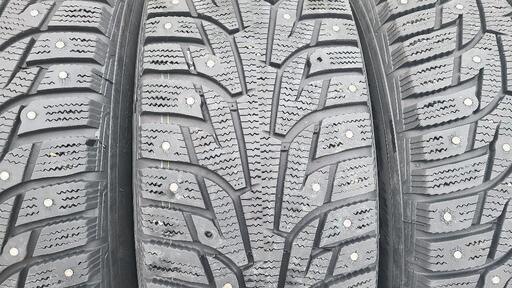 お話し中スパイクタイヤ215/65r16 ショップ 