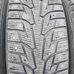 お話し中スパイクタイヤ215/65r16