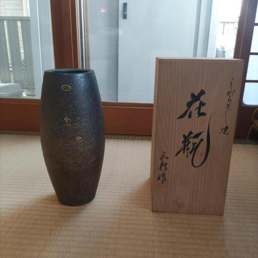 信楽焼　花瓶　三彩