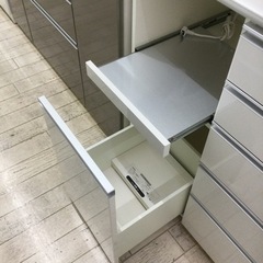 【✨人気ブランド❗️ホワイト❗️ハイカウンター❗️4口コンセント❗️収納力抜群❗️✨】定価¥189,000 Pamouna/パモウナ2面レンジボード