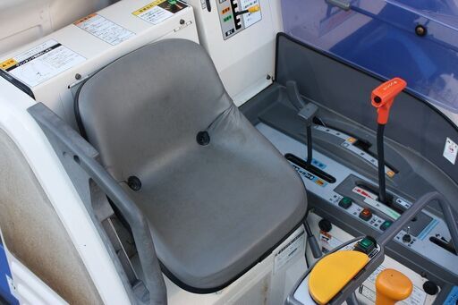 イセキ コンバイン フロンティアビバ 3条刈 HVG320G 20馬力 ズームオーガ グレンタンク【簡易清掃/動作OK】【農機具でっく】【広島】【コンバイン】
