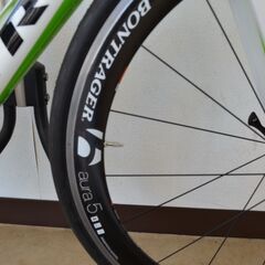 TREK　MADONE　トレック　マドン5.2　フルカーボンロードバイク　ボントレガーAURA5　