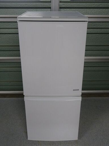 シャープ ノンフロン冷凍冷蔵庫 SJ-C14A-W　137L 2015年製