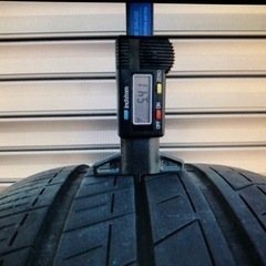 【決まりました】アルファード30系用アルミホイールタイヤセット