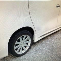 【決まりました】アルファード30系用アルミホイールタイヤセット