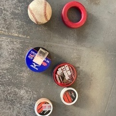 少年軟式の野球バット、グラブオイル、バットのウエイト