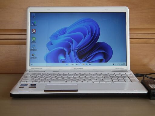 【SSD256GB搭載WIN11Home 東芝 Satellite TX/77MWH Core-i5/ﾒﾓﾘ4GB/Office365】