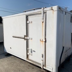 No.711 保冷バン 2ｔ 車  アルミ 箱 バイク 倉庫 トラック コンテナ 米 保管庫 物置 DIY