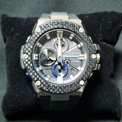GST-B100XA-1AJF　g-shock カーボン