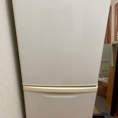 パナソニック製　冷蔵庫　NR-B114W