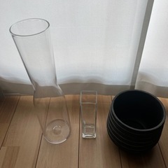 ガラスの花瓶、鉢カバー三つセット