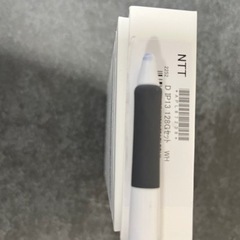 I phone 13 128G ホワイト SIMフリーバージョン　売ります