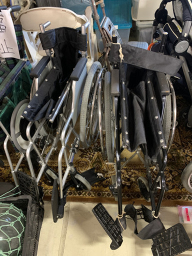 車椅子　介護用品