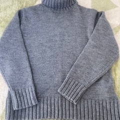 GU タートルネックセーター