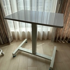 昇降式　スタンディングデスク　テーブル