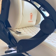 美品 Dowinx ゲーミングチェア アイボリー