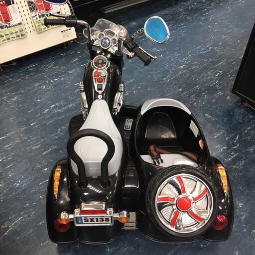 サイドカー付き自動バイク　玩具　ブラック