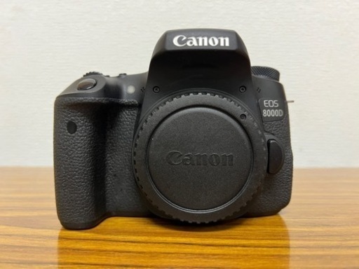 キャノン カメラ / eos 8000Dとレンズ二つ