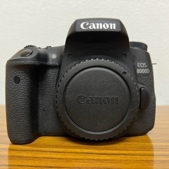 キャノン カメラ / eos 8000Dとレンズ二つ