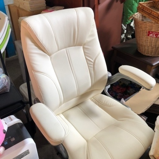 椅子　白　美品　高級値下げしました