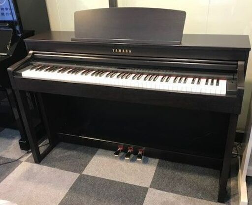 ヤマハ　中古電子ピアノ　CLP-470R　2012年製