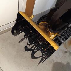 スズキ除雪機755になります。