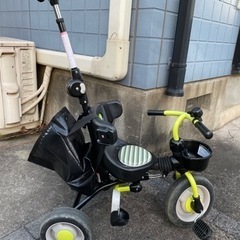 子供　三輪車