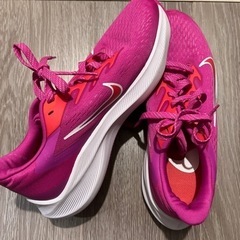 【受取者確定】NIKE zoom 24.5cm