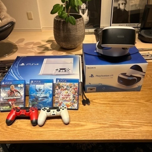 PS4 + PSVR + コントローラー×2 +いただきストリート(ドラクエ\u0026FF) +VR Words + Winning Eleven
