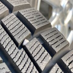 アクア使用【スタッドレスタイヤ】4本 YOKOHAMA iceGUARD 175/65R15 