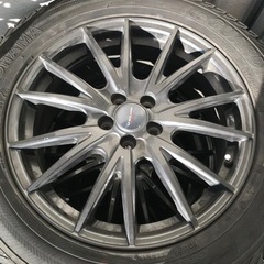 ホイールつけスタッドレスタイヤです。