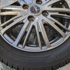 ダイハツタント　スノータイヤホイール付き