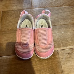 子供　靴　17.5 ピンク