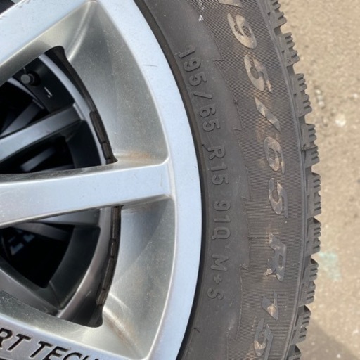 冬タイヤアルミホイール付き 195/65R15 SPORT TECHNIC