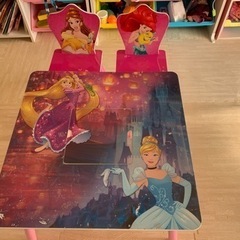 ディズニー　テーブルチェアセット　プリンセス　子供机
