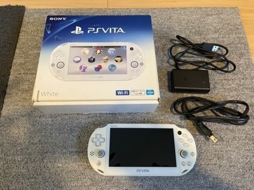 PS VITA 本体　充電器 箱あり