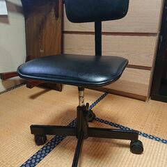 【取り引き中】勉強机の椅子