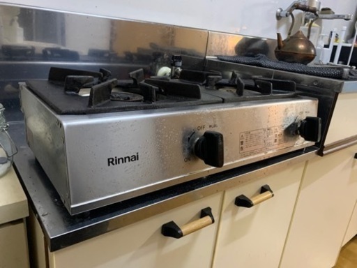 Rinnaiリンナイ 二口ガスコンロ シルバー 業務用 2年半前に16000円で購入