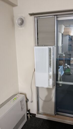 販売 中央区手渡限定・2021年製冷房専用窓型(掃出窓対応延長枠付 