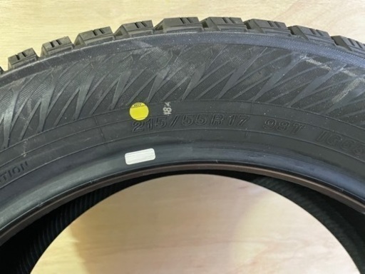 希少‼︎国産スパイクタイヤ新品　215/55/17 ヨコハマアイスガードIG65