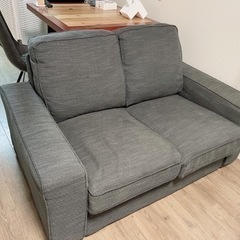 IKEAのソファ1/19までの引き取り限定で無料です。