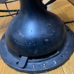 動作品　扇風機