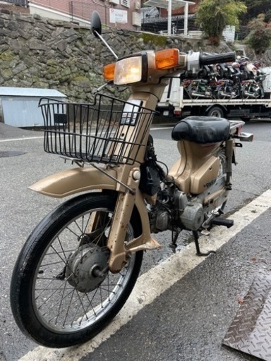 カブ50 12v ゴールド