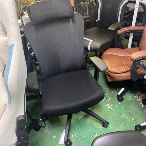 新品　メッシュ　オフィスチェア