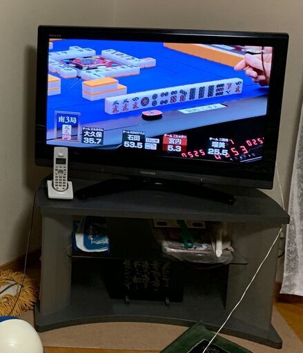 東芝レグザ　３２型