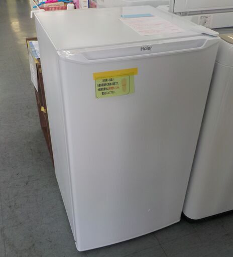 ID013617　冷凍庫６０Ｌ（２０２２年ハイアール製）