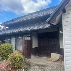 賃貸戸建　瓦葺き平屋倉庫付き　広い庭園付き　風呂・トイレ写真追記